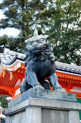 八坂神社（西桜門）