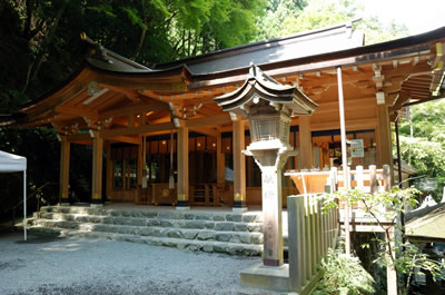 貴船神社
