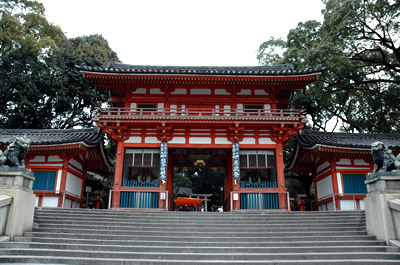 八坂神社（西桜門）