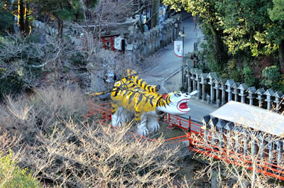 朝護孫寺