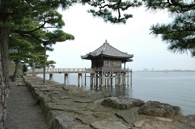 浮御堂（満月寺）
